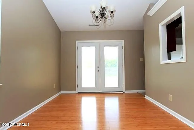 2457 Saddleridge Dr — Photo 13