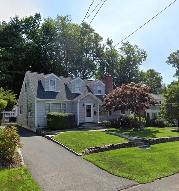 3 bed, 1800 sqft, $5,200 — Photo 2