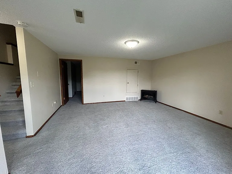 680 4th Ave E — Photo 16