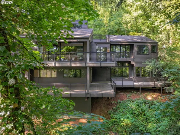 4731 SW 18th Dr, Portland, OR 97239