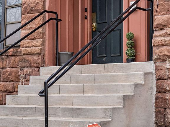 2nd image of 345 Ramsey St #345C