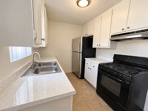 Floor plan 208