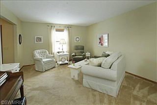 3rd image of 4721 Battenkill Dr