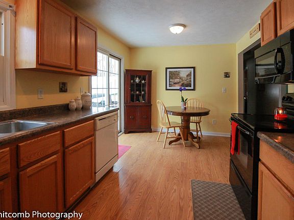 5th image of O-13676 2nd Ave NW