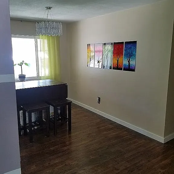 4 bed, 2290 sqft, $2,950 — Photo 4