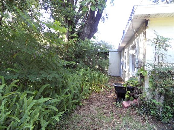 3rd image of 2009 Russell Dr