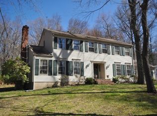 418 Dervin Ln, Glen Gardner, NJ