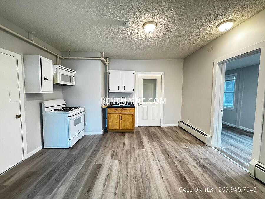 1st image of 513 Main St APT 4