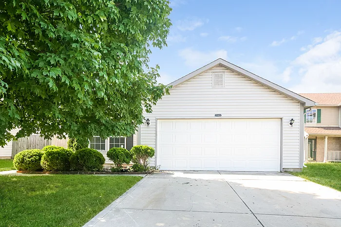 7143 Moon Ct — Photo 1