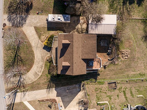 2nd image of 1765 Broadripple Dr