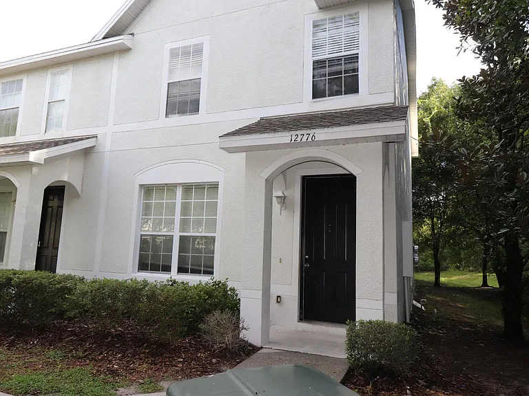 12776 Country Brook Ln — Photo 1