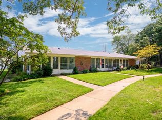 1020A Aberdeen Dr, Lakewood, NJ 08701