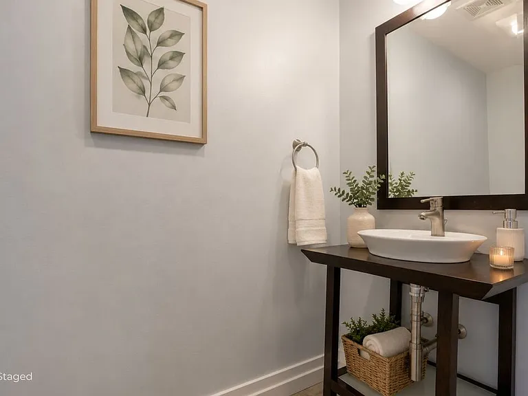 1430 S Beverly Glen Blvd #303 — Photo 16