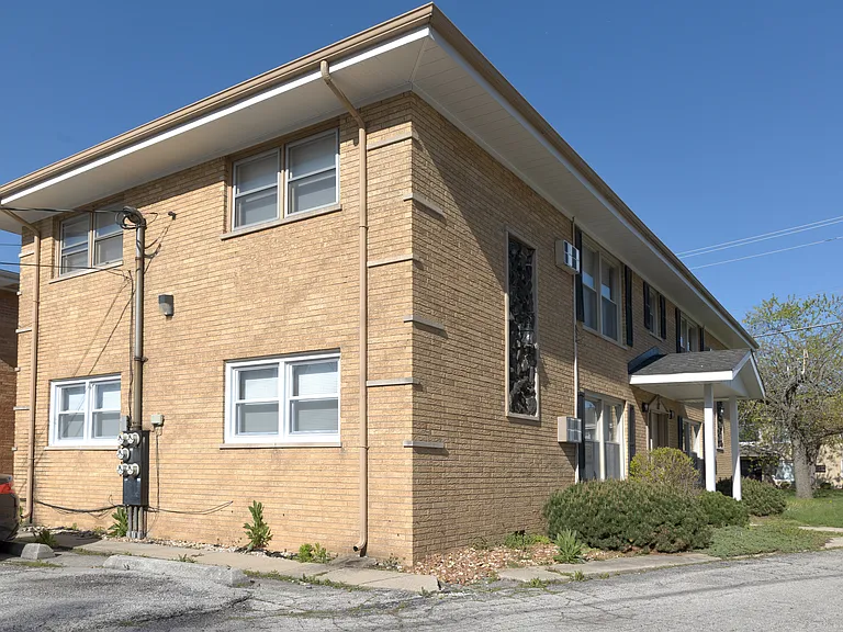 18534 Wildwood Ave #1 — Photo 3