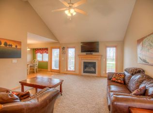 8020 S 167th St, Omaha, NE 68136