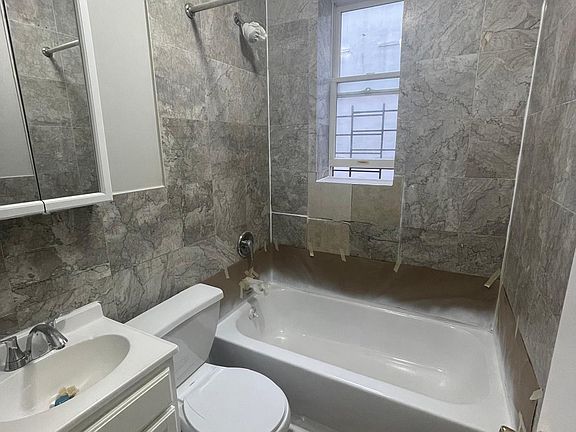 4th image of 694 Rockaway Pkwy #3C