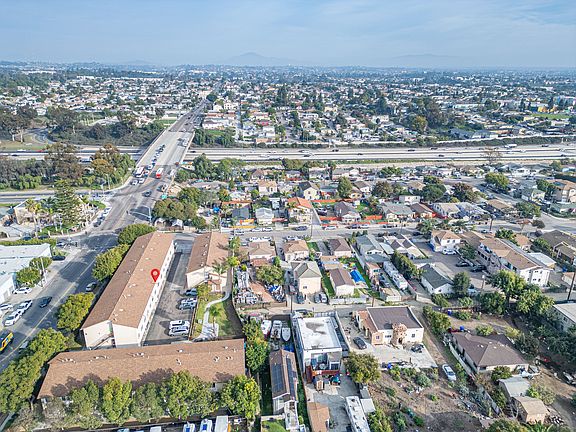 5th image of 3285 Ocean View Blvd Unit 17