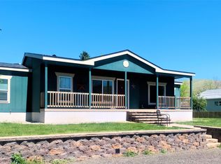 215 4th Ave S, Belt, MT 59412