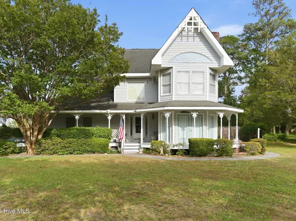 701 Fifth Street S, Carolina Beach, NC 28428