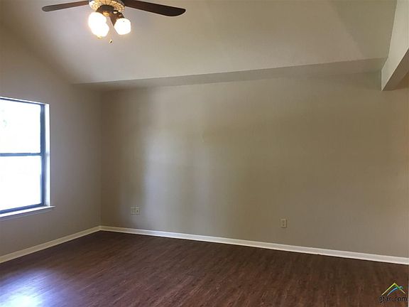 4th image of 2308 N Gaston Ave