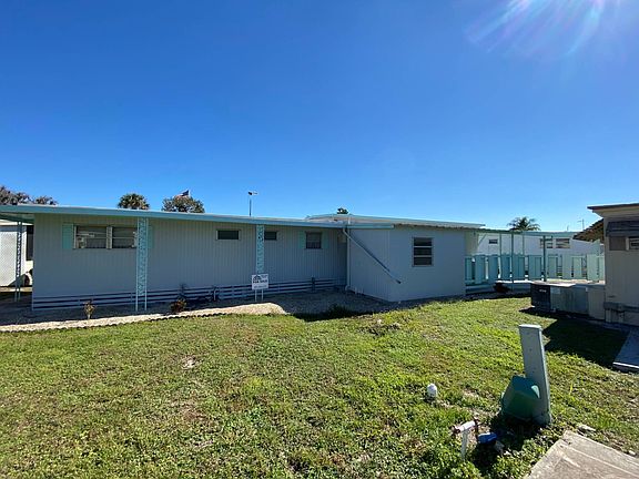 2nd image of 16B Douglas Dr