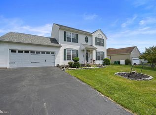 182 Winterton Ln, Dover, DE 19904