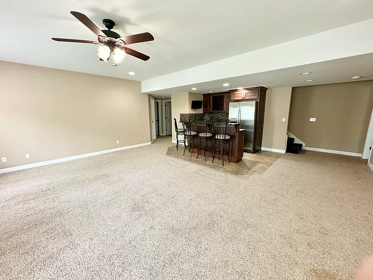 916 Diamondhead Dr — Photo 15