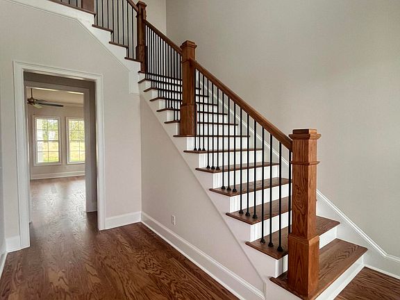 2nd image of 1231 Honey Lane