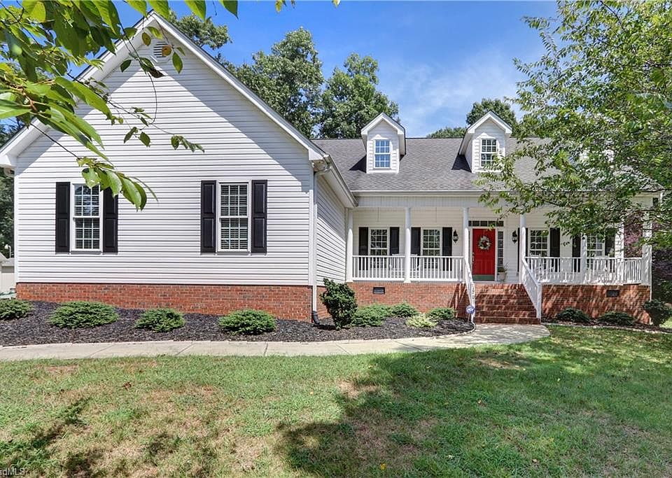 1st image of 120 Shagbark Dr