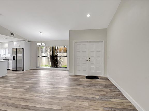 5th image of 11092 Highland Circle