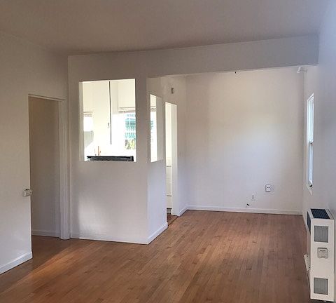 3rd image of 712 Cedar St #11085581