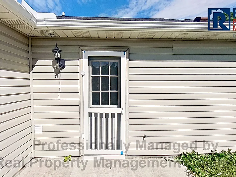 704 Bent Twig Ct — Photo 18