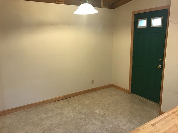 4th image of 42 Clarke Ave