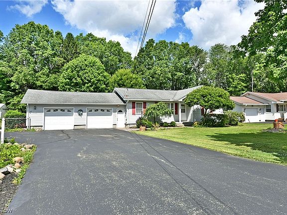 2nd image of 364 Mackey Dr