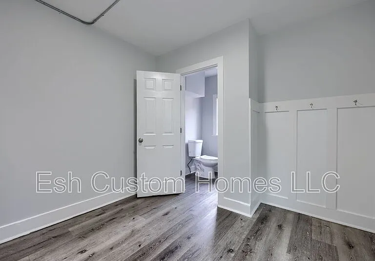 611 S Prince St — Photo 27