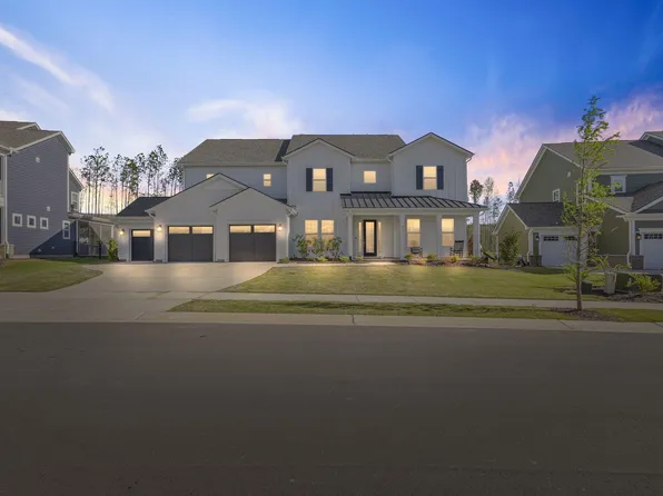 433 Trinity Creek Dr, Holly Springs, NC 27540