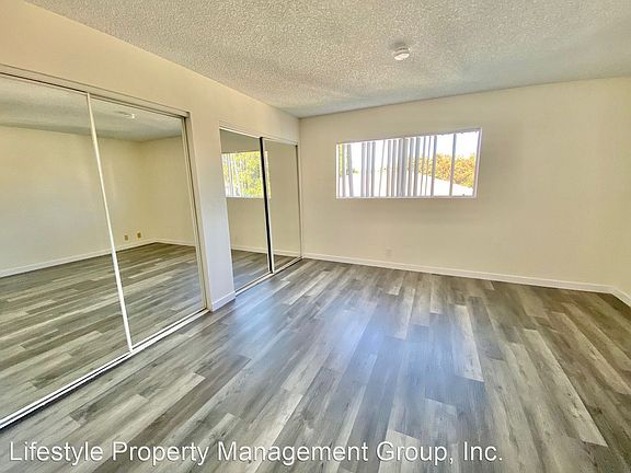 4th image of 1445 Hornblend St APT A