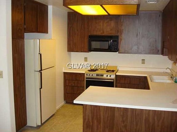 4th image of 6791 Pine Valley Dr