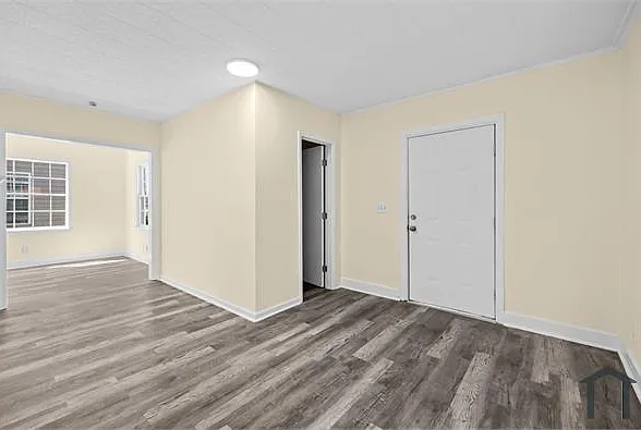 2617 Avenue K — Photo 16