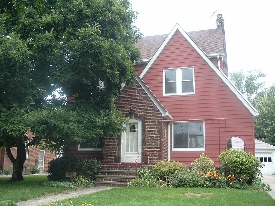 1st image of 17509 E Park Dr