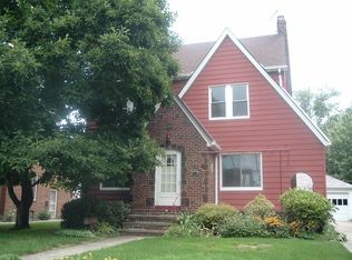 17509 E Park Dr, Cleveland, OH 44119