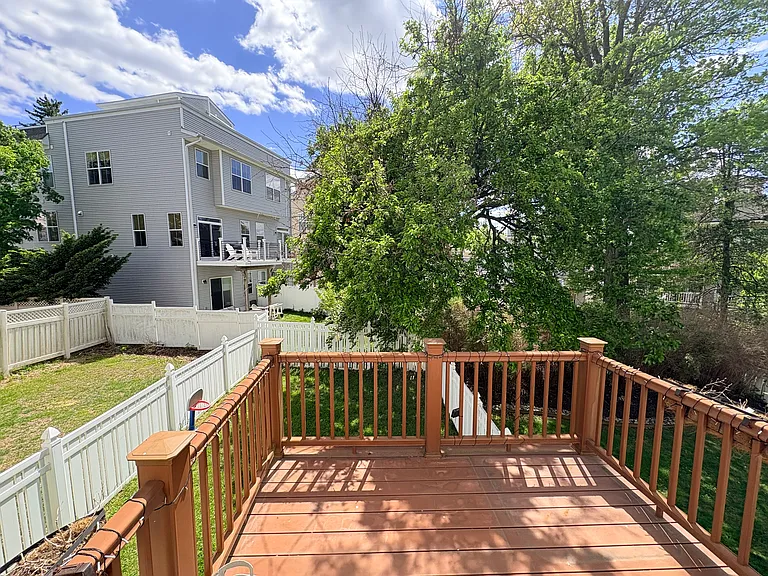 307 Thyme Ln — Photo 8
