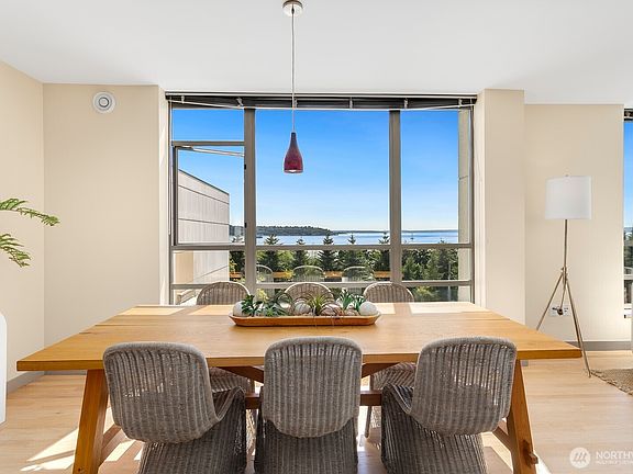 4th image of 2929 1st Avenue #200