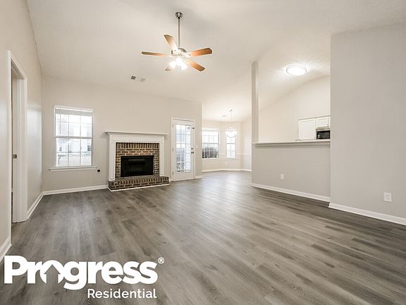 5th image of 1815 Midcourt Way