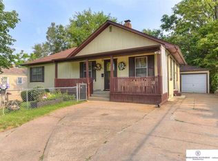 2742 Madison St, Omaha, NE 68107