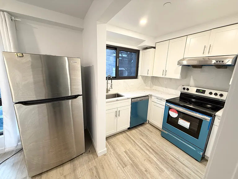 35-15 146th St #2A — Photo 5