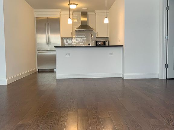 Unit 420 Kitchen