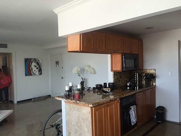 4th image of 7800 Carlyle Ave APT 3E