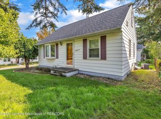 303 S Dibble Blvd, Lansing, MI 48917