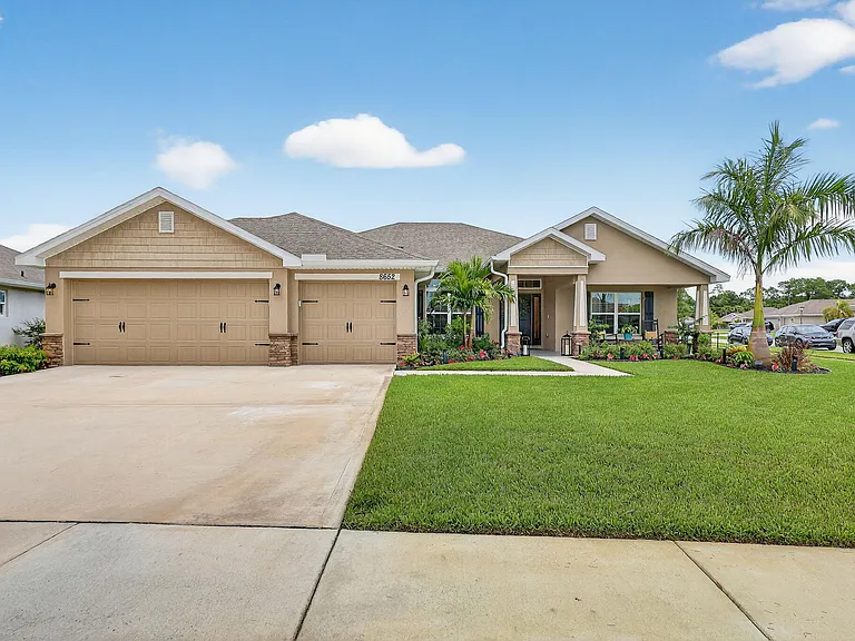 8652 Waterstone Blvd — Photo 1
